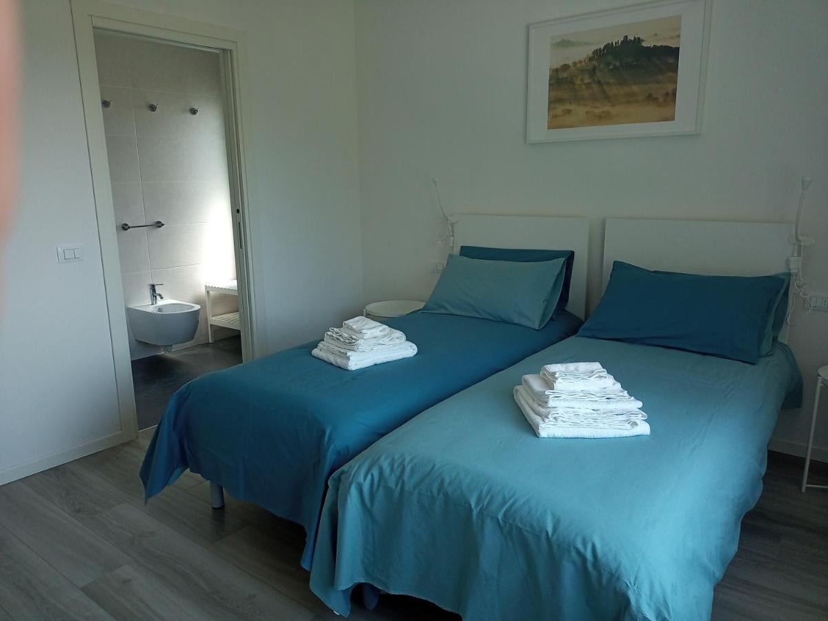 Casa Vittoria Guest House 로마노 데젤리노 외부 사진